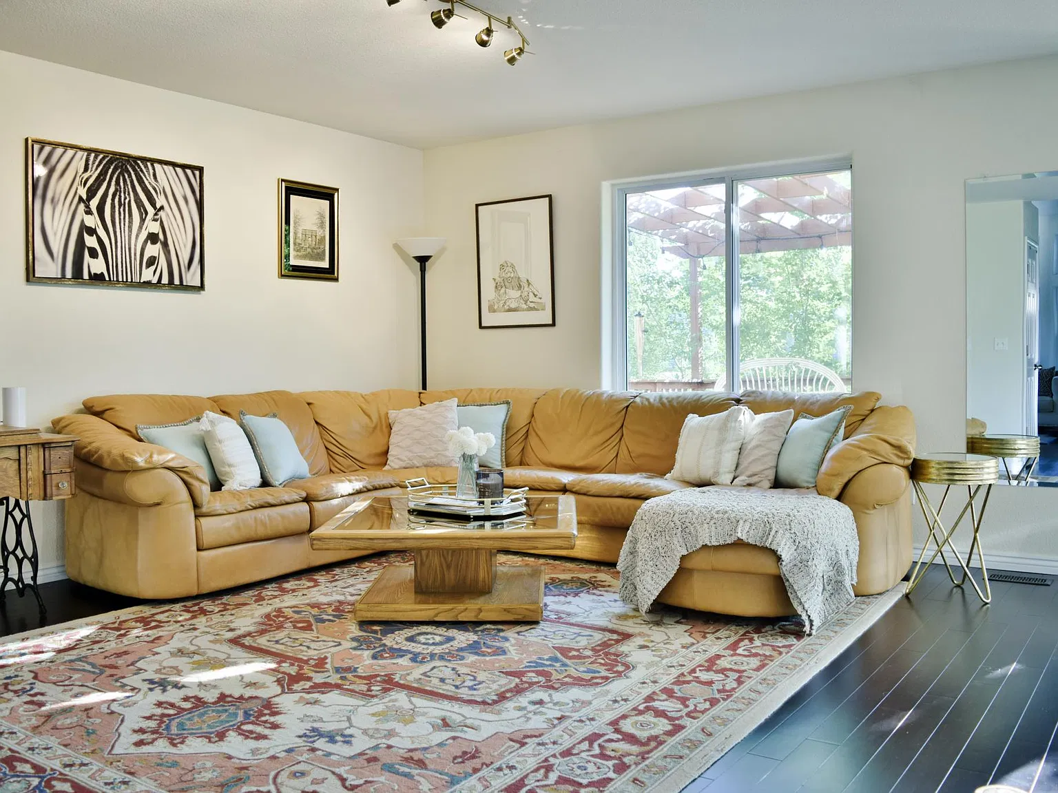 4 bed, 2.5 bath, 3113 sqft, $3,795 — Photo 3