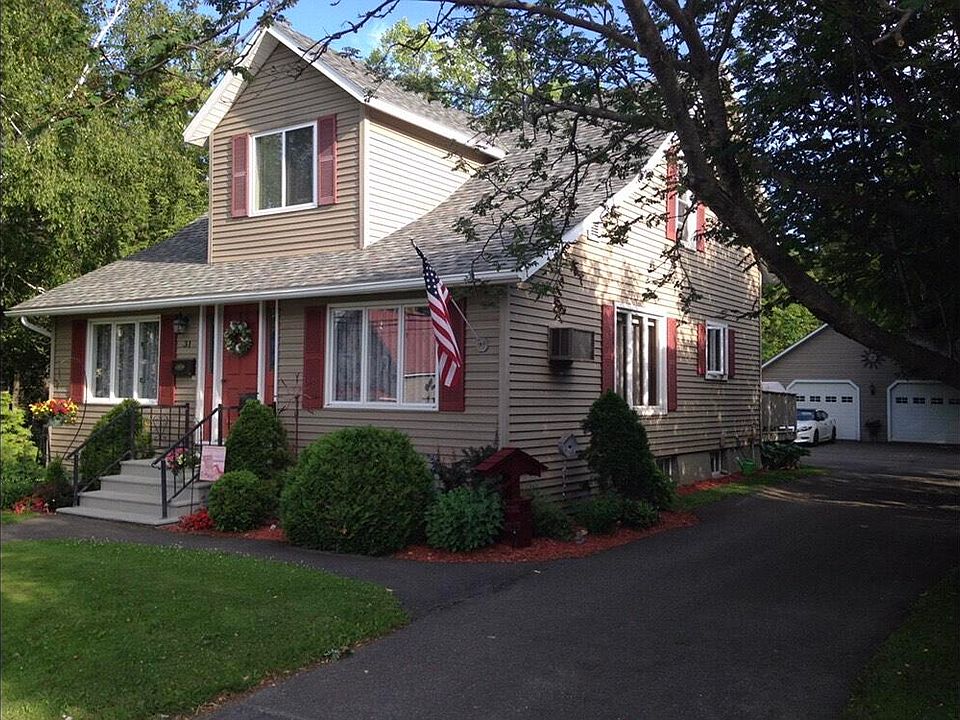 31 Mechanic St, Presque Isle, ME 04769 MLS 1558267 Zillow