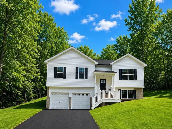 1027 John Paul Jones Dr, Stafford, VA 22554