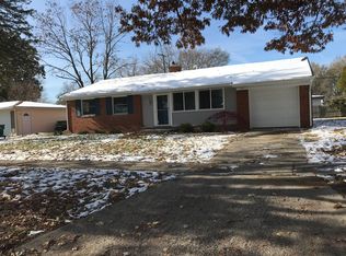 7377 Middlebury Dr, Lambertville, MI 48144