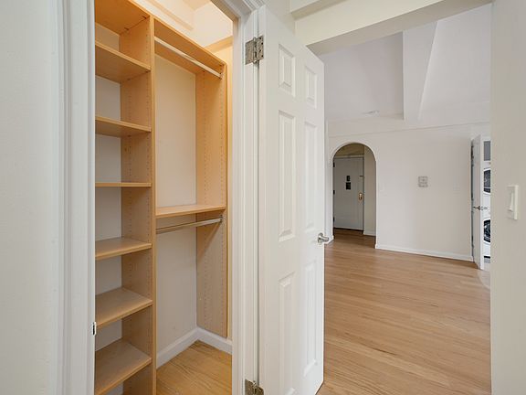 3rd image of 850 Amsterdam Ave APT 7A