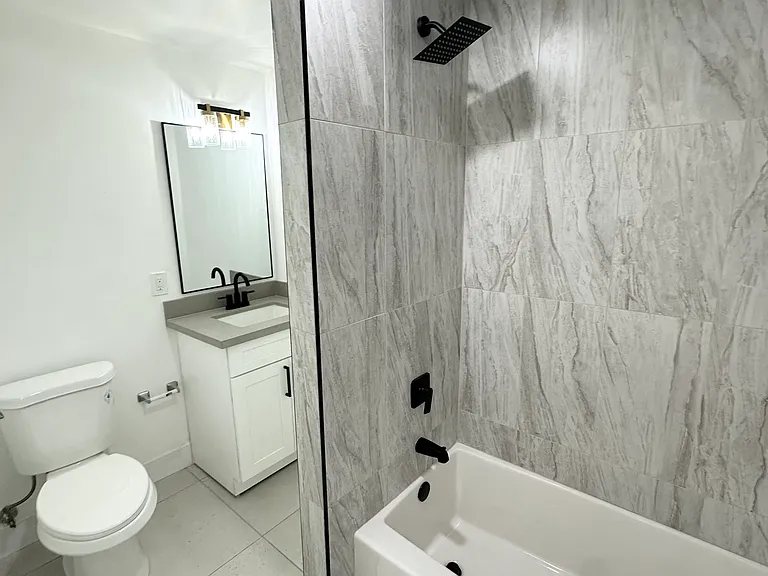 1429 E Osborn Rd #2 — Photo 3