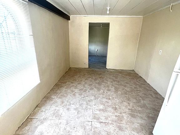 5th image of 716 Campbell St #2