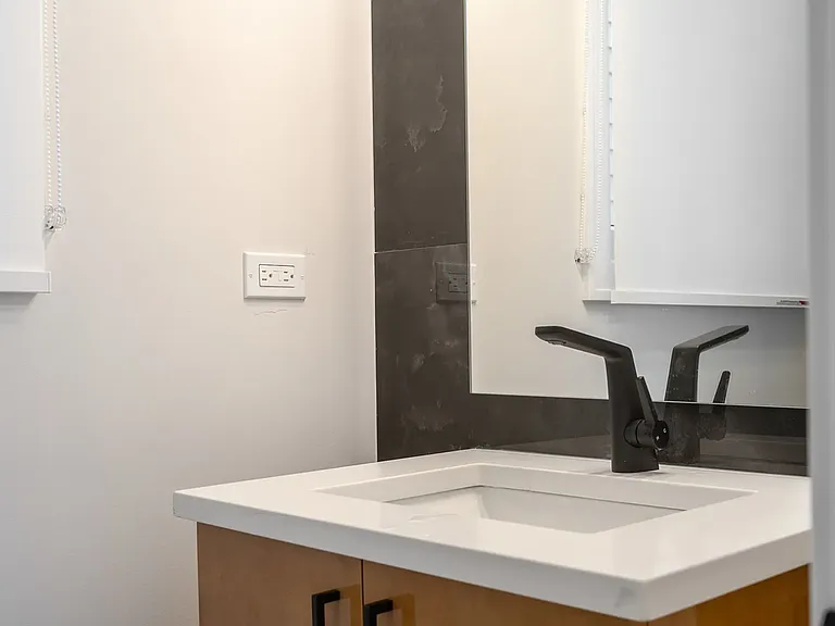 6853 W Belmont Ave #3 — Photo 18