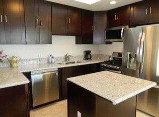 49 E Oxford St, Chula Vista, CA 91911