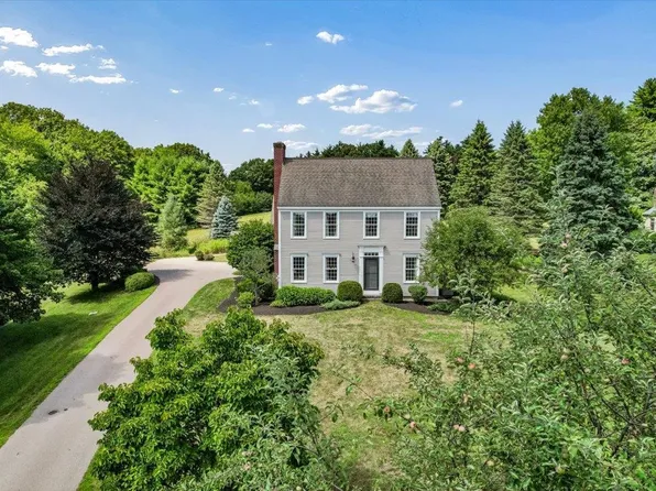343 N Amherst Road, Bedford, NH 03110