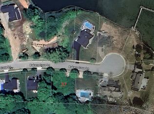 37 Bakers Cv, Groton, CT 06340