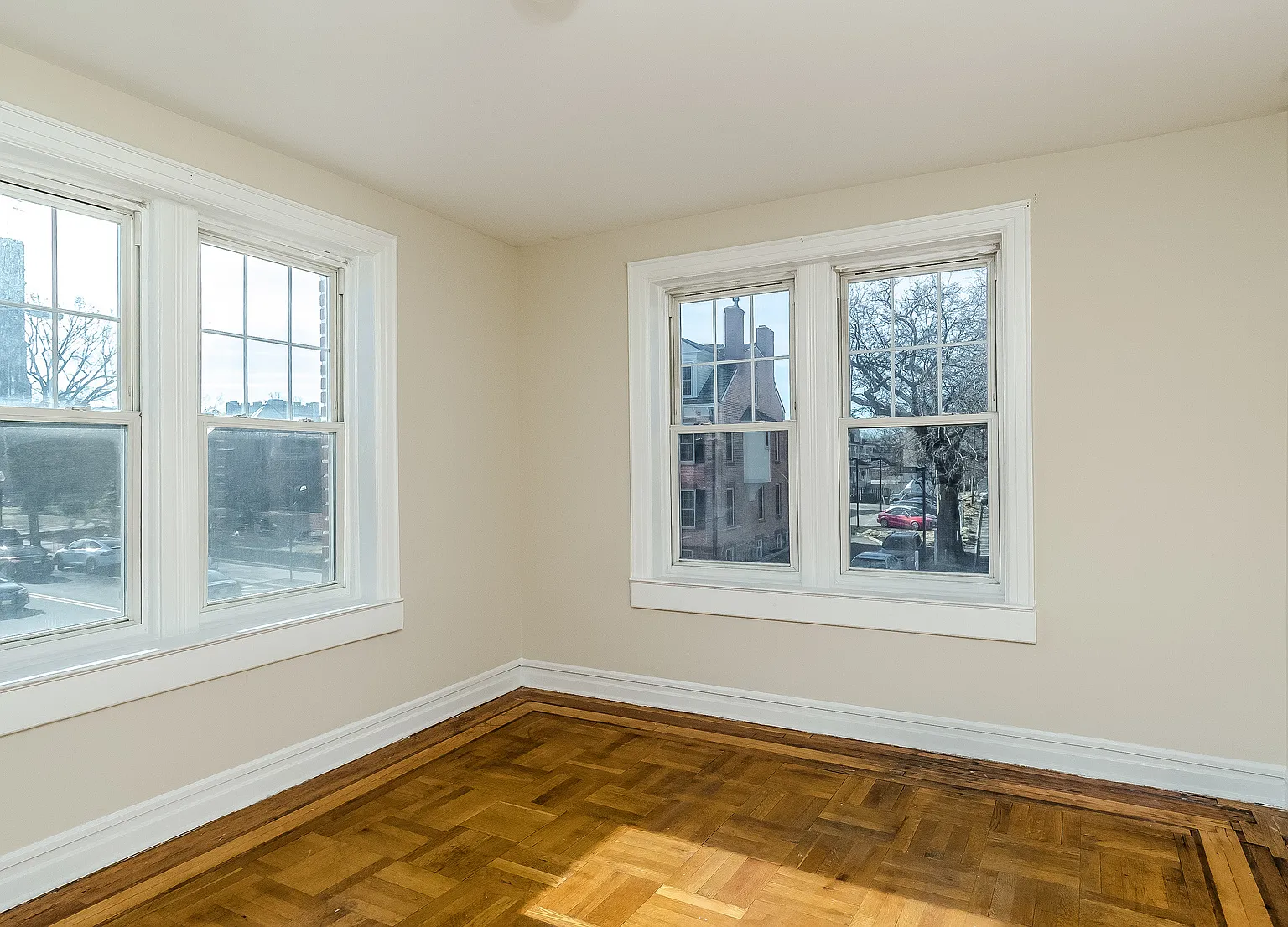 1 bed, 700 sqft, $2,300 — Photo 3