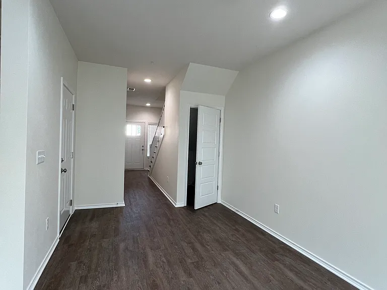 Brynlee Cir — Photo 5