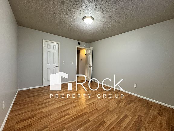 2nd image of 7413 Melrose Ln #22