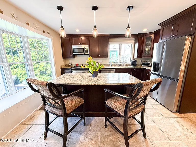 25 Ocean Ave — Photo 15