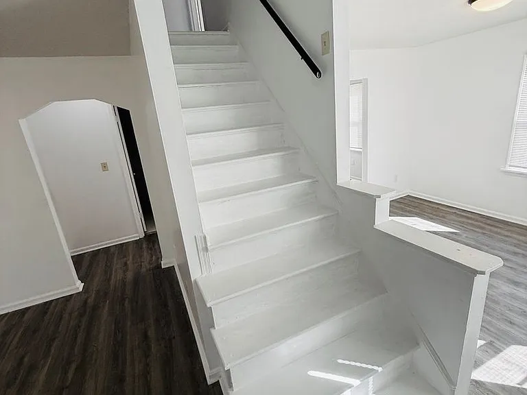 184 Mills Dr — Photo 14