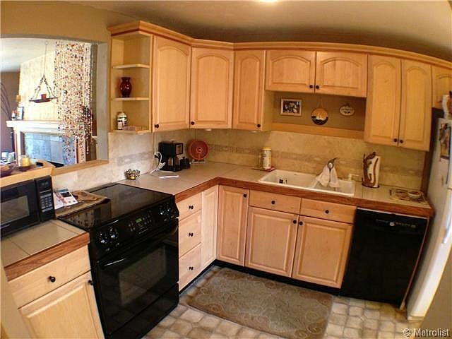2nd image of 6007 Estes Ct