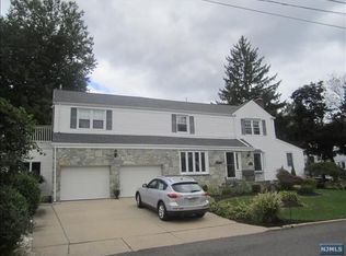 78 Herrick Ave, Teaneck, NJ 07666