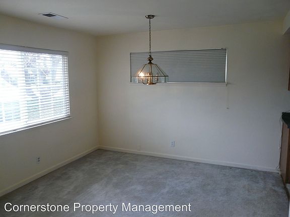 3rd image of 625 Corliss Way