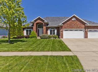 3609 Sundance Dr, Springfield, IL 62711