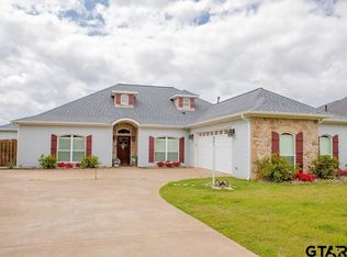 612 Abbey Rd, Lindale, TX 75771