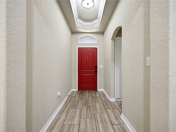 4th image of 1124 Pasadena St