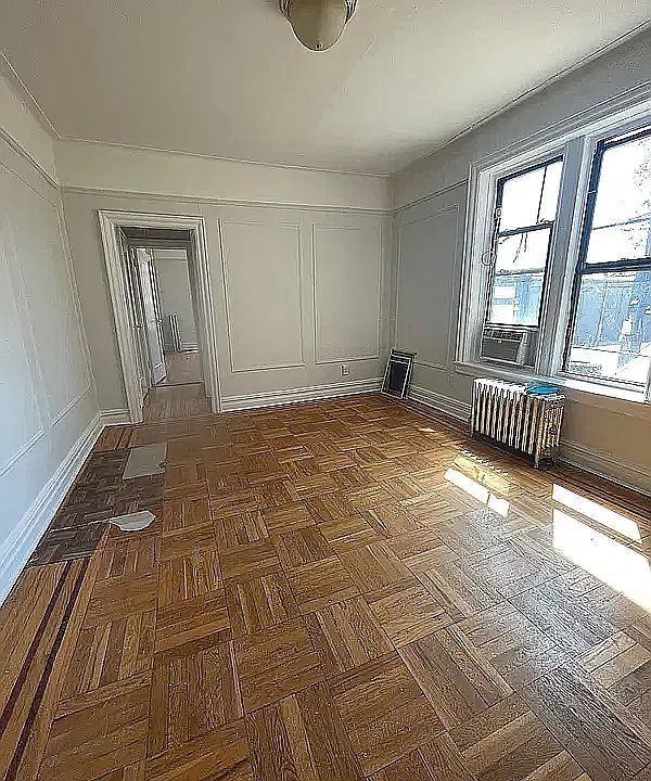 2nd image of 1629 W 10th St #4B