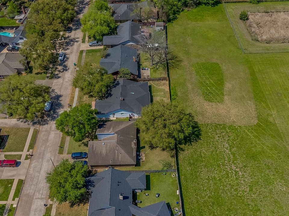 1st image of 6219 Canada Dr