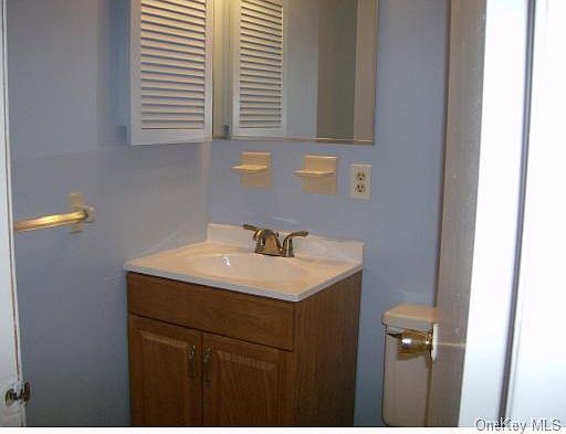 5th image of 428 Somerset Dr