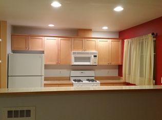532 N 103rd St APT A, Seattle, WA 98133
