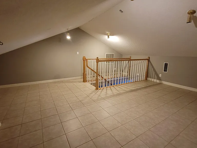 1 Briaroak Cir — Photo 11