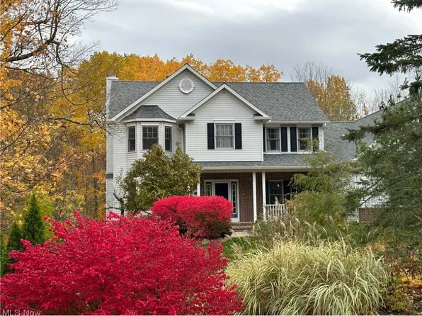 9935 Campton Ridge Dr, Chardon, OH 44024