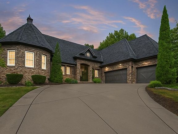 3rd image of 6235 S Bluff Ridge Road