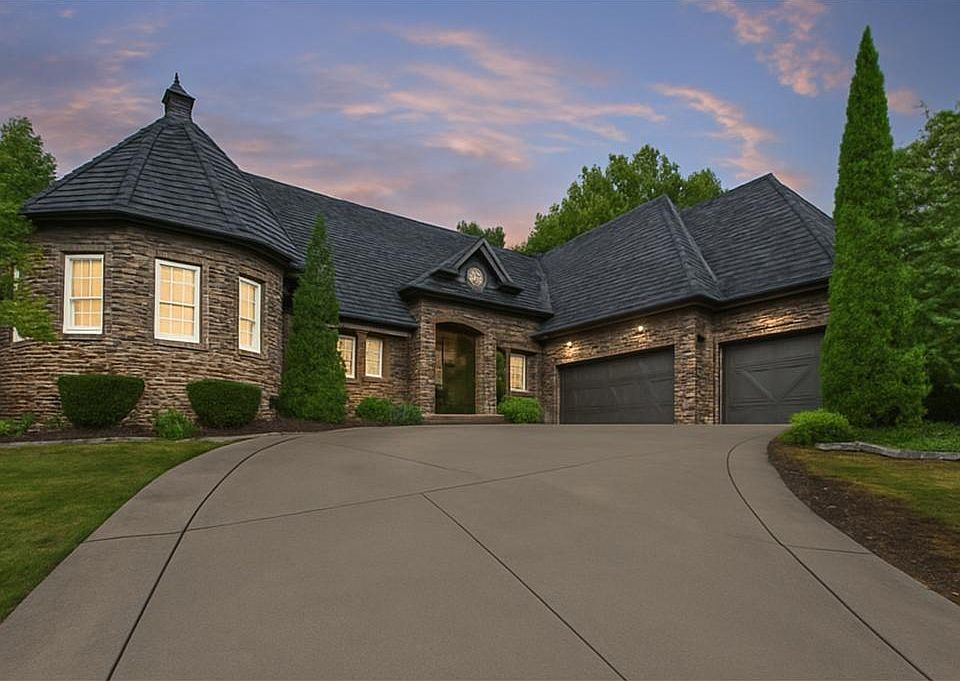 1st image of 6235 S Bluff Ridge Road