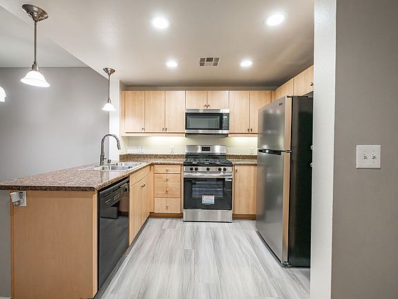 3rd image of 102 N Lemon Ave #Af75b3cf8