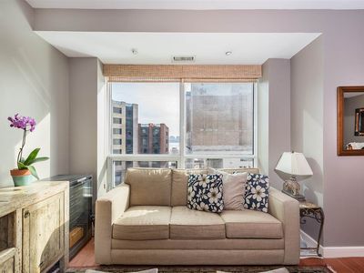 20 Newport Pkwy APT 615, Jersey City, NJ, 07310