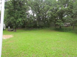315 Lake Shore Dr, Saint Clair, MO 63077