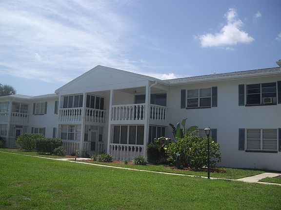Low key 2 story complex