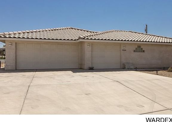 3rd image of 3566 Swordfish Dr