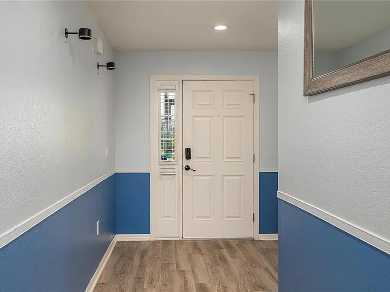 501 Interlock St — Photo 7