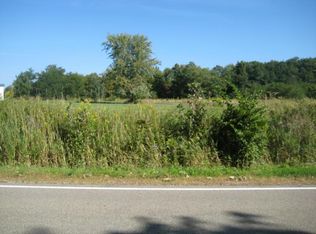 3040 Whitaker Rd, Fredonia, NY 14063