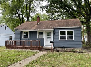 4524 Smith St, Fort Wayne, IN 46806