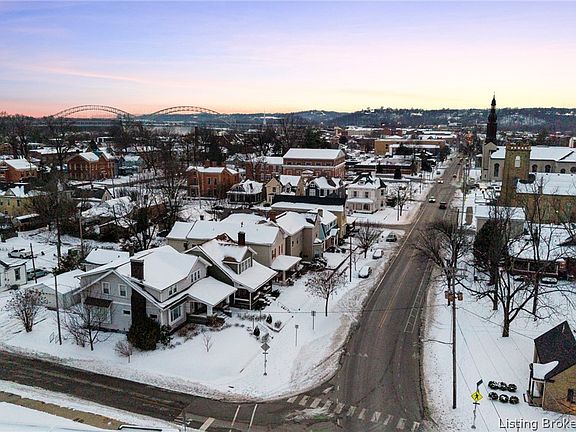 4th image of 922 E Spring Street