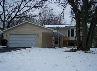 12380 Magnolia St NW, Coon Rapids, MN 55448