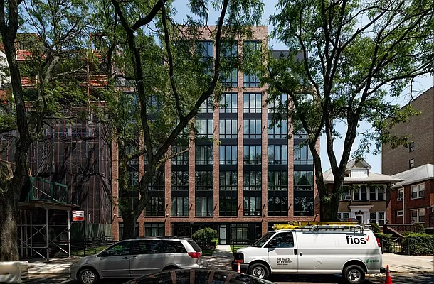 Rented by Twin Group | media 18