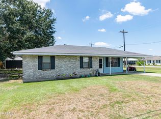 1704 N 3rd St, Gueydan, LA 70542