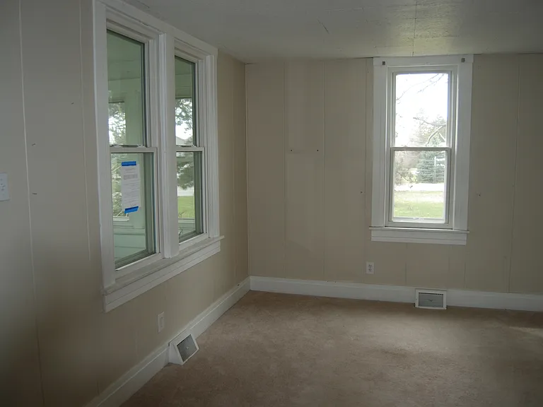 9309 Hamburg Rd — Photo 8