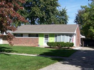 3620 Chester Rd, Royal Oak, MI 48073