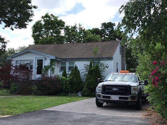 2nd image of 24 Maitland Ave