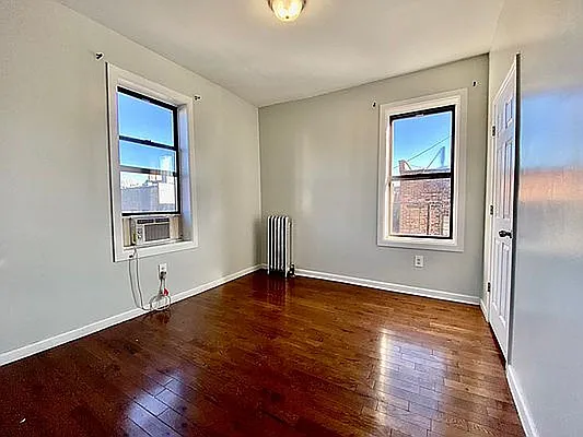 Rented by Bruma Realty LLC | media 8