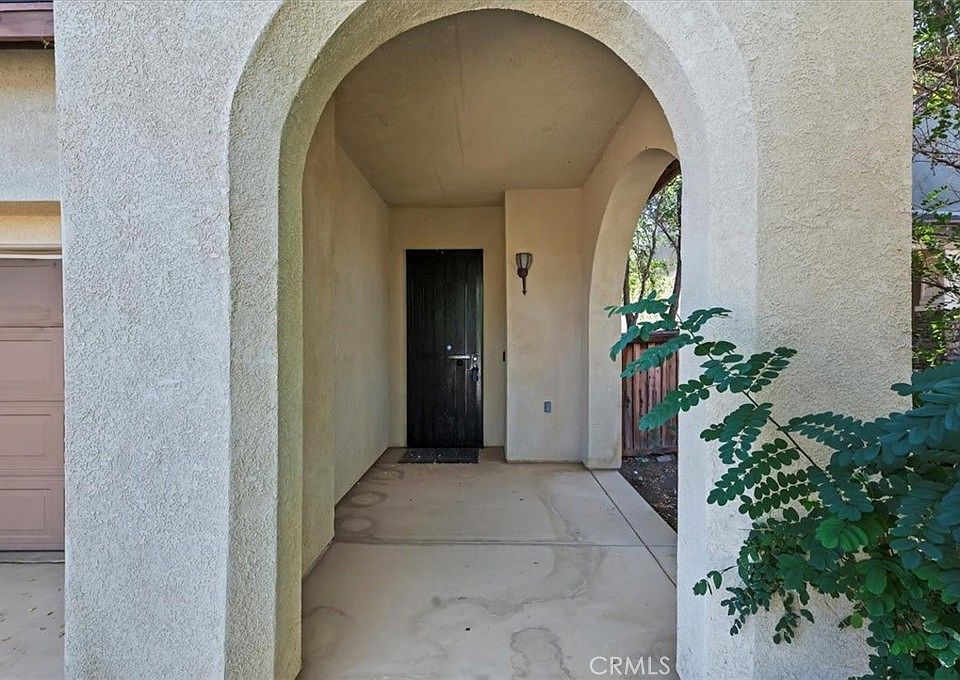 1st image of 15165 Bluffside Ln