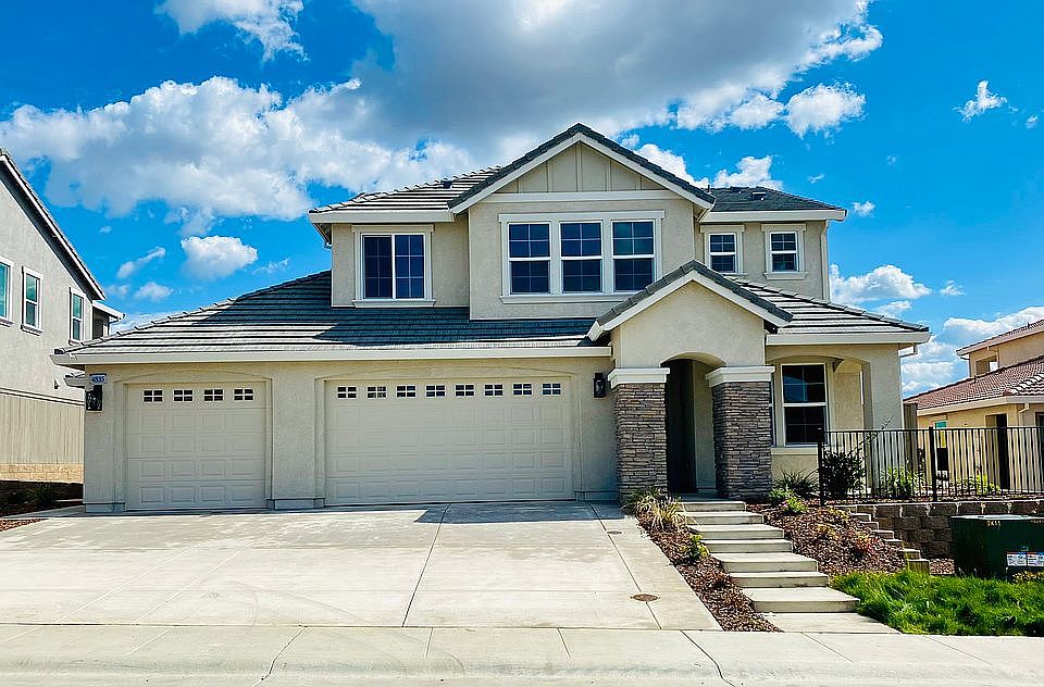 1st image of 4835 White Pine Dr