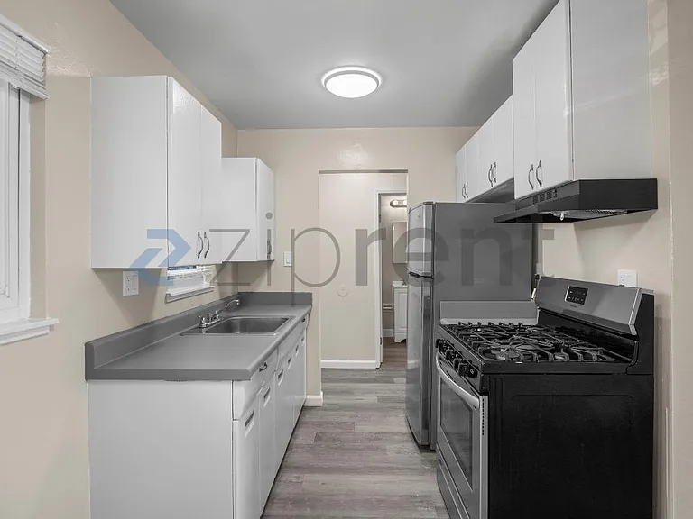24035 2nd St #204 — Photo 13