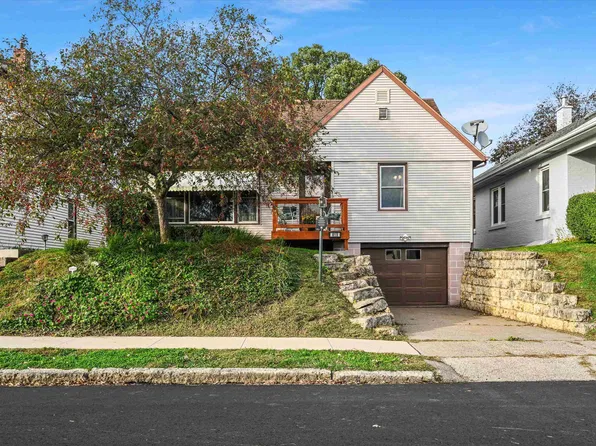 819 Goethe St, Dubuque, IA 52001